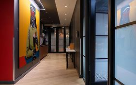 Radisson Red Hotel Rosebank