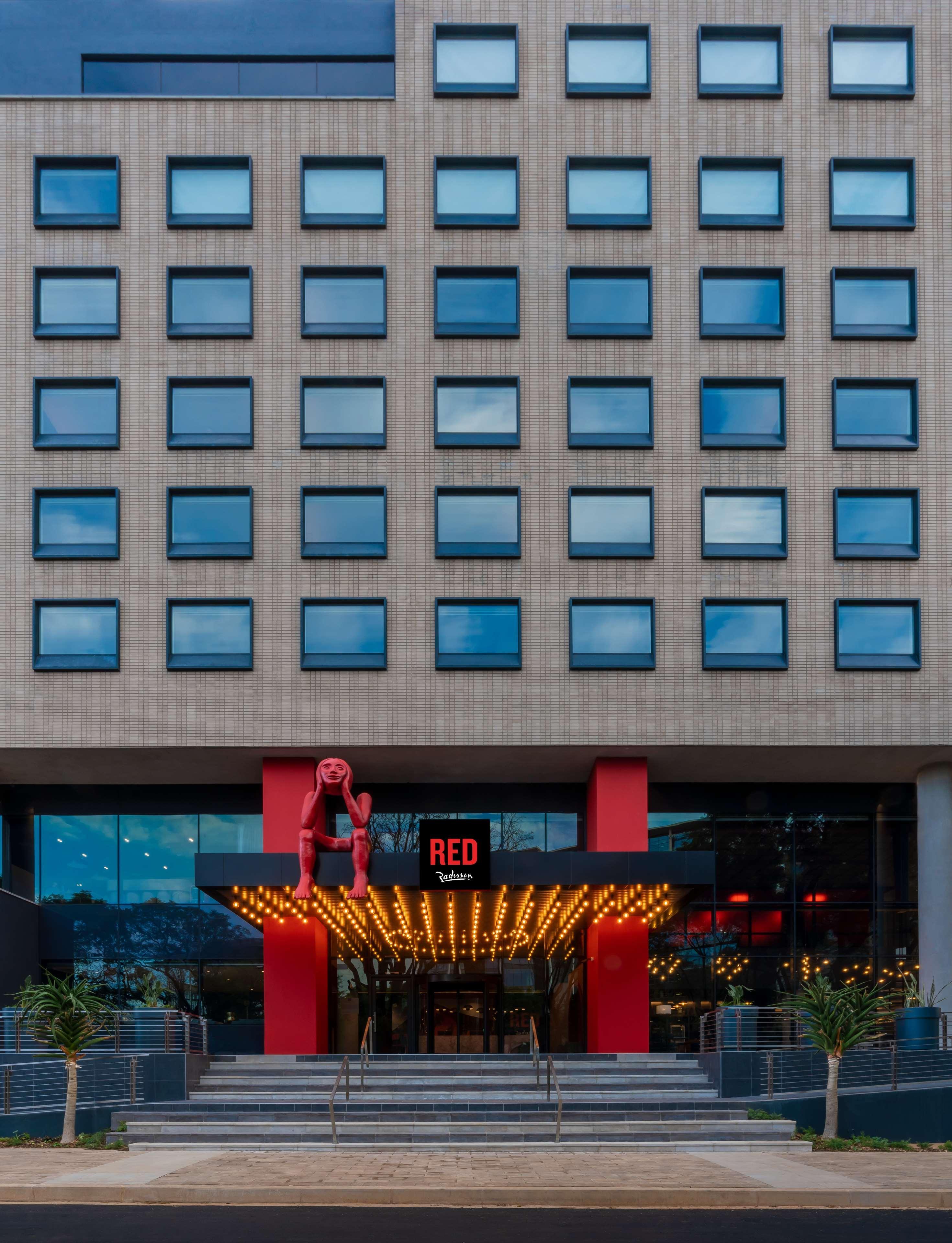 Radisson Red Hotel Johannesburg Rosebank Екстер'єр фото