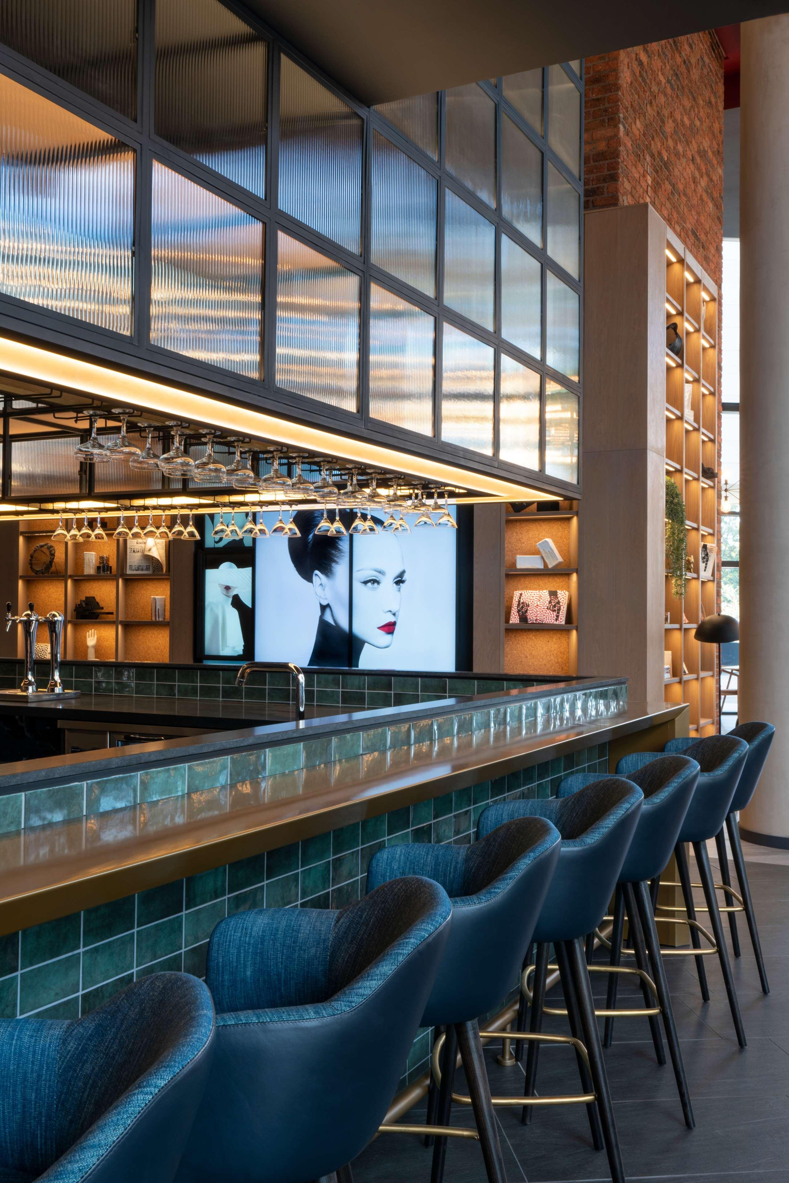 Radisson Red Hotel Johannesburg Rosebank Екстер'єр фото
